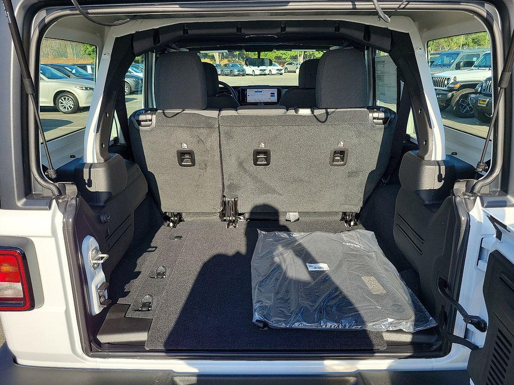 new 2025 Jeep Wrangler car, priced at $36,588