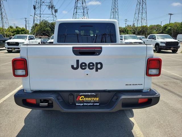 new 2025 Jeep Gladiator car, priced at $48,645