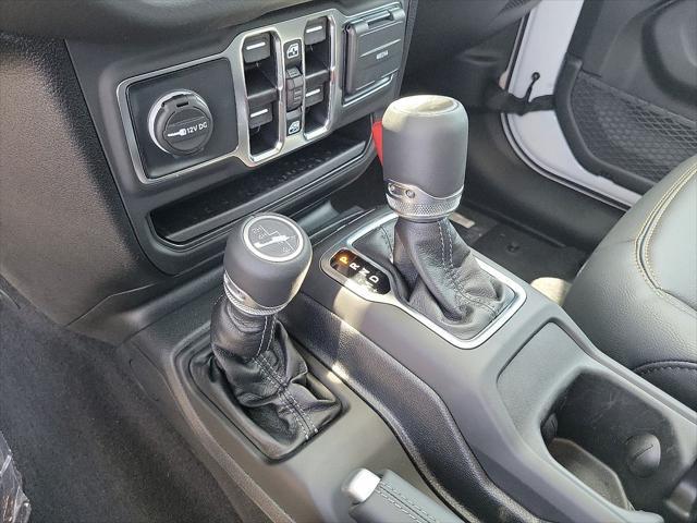 new 2025 Jeep Gladiator car, priced at $48,645