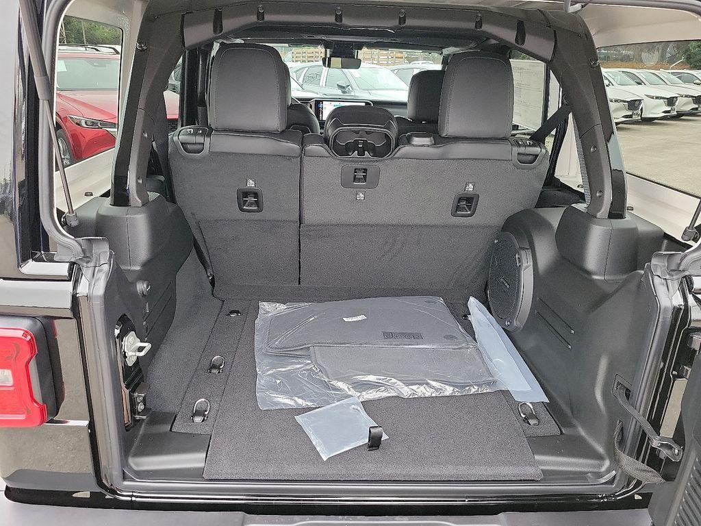 new 2025 Jeep Wrangler car, priced at $51,314