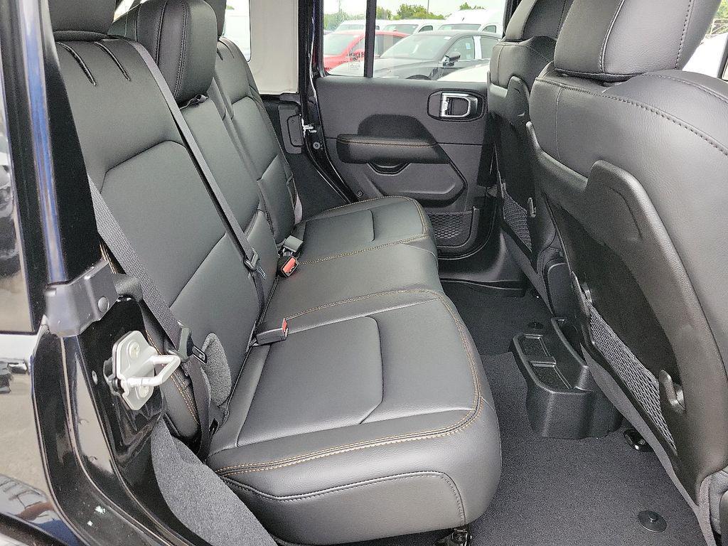 new 2025 Jeep Wrangler car, priced at $51,314