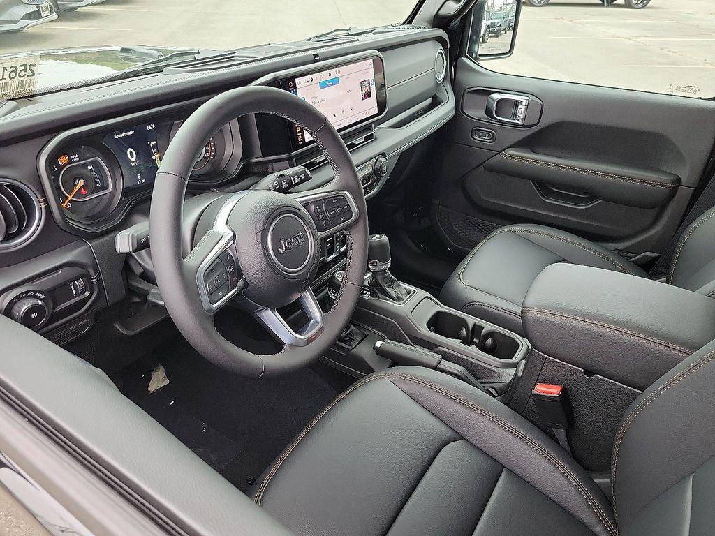 new 2025 Jeep Wrangler car, priced at $51,314