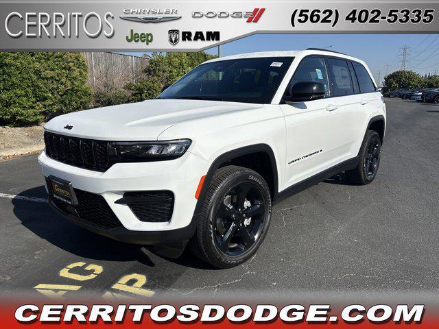 new 2025 Jeep Grand Cherokee car, priced at $45,780