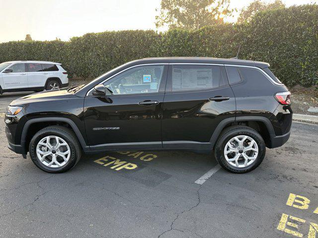 new 2025 Jeep Compass car, priced at $28,090