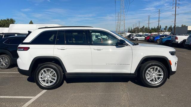 new 2025 Jeep Grand Cherokee car, priced at $39,580