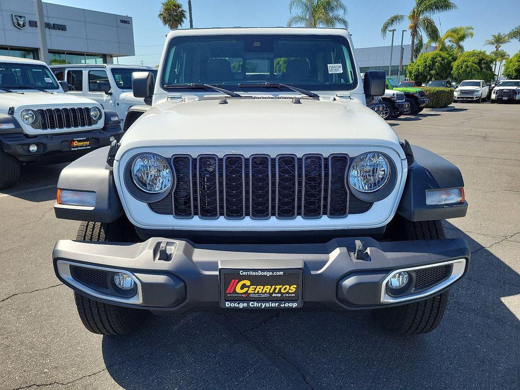 new 2025 Jeep Gladiator car, priced at $37,459