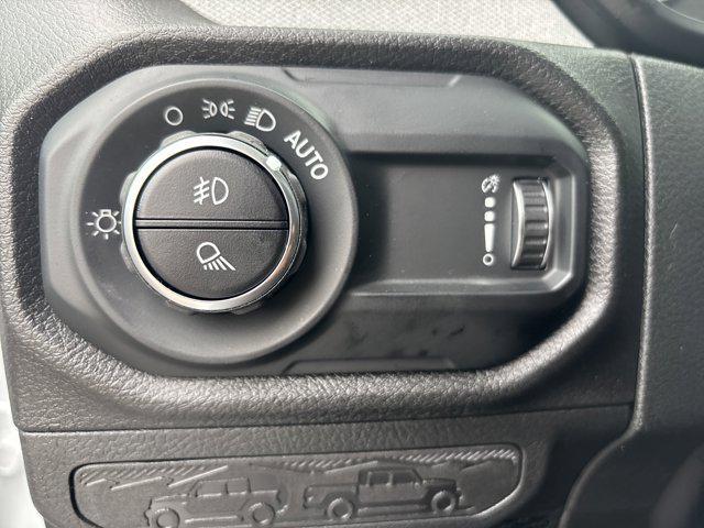 new 2025 Jeep Gladiator car, priced at $44,735