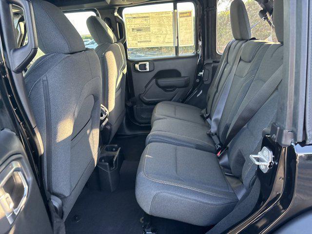 new 2025 Jeep Wrangler car, priced at $39,185