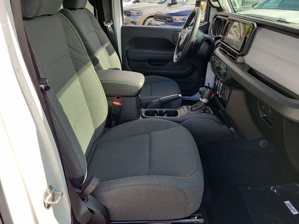 new 2025 Jeep Wrangler car, priced at $34,849