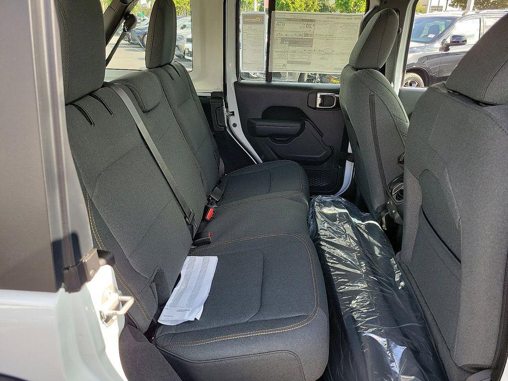 new 2025 Jeep Wrangler car, priced at $34,849