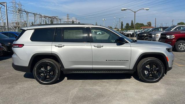 new 2024 Jeep Grand Cherokee L car, priced at $58,590