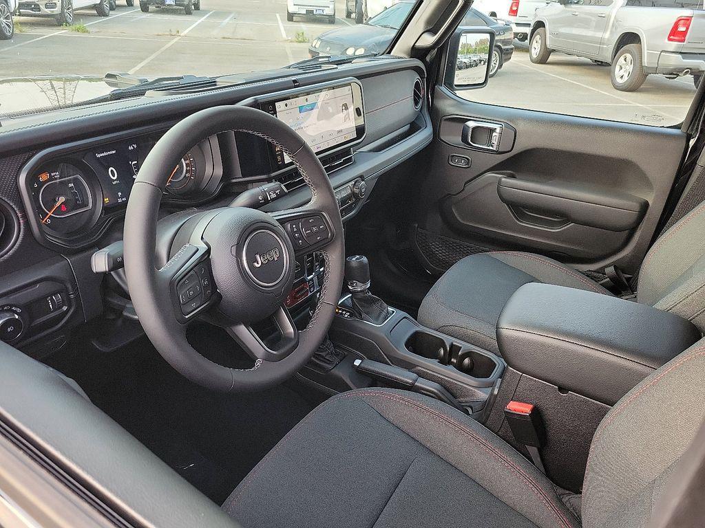 new 2025 Jeep Wrangler car, priced at $45,409