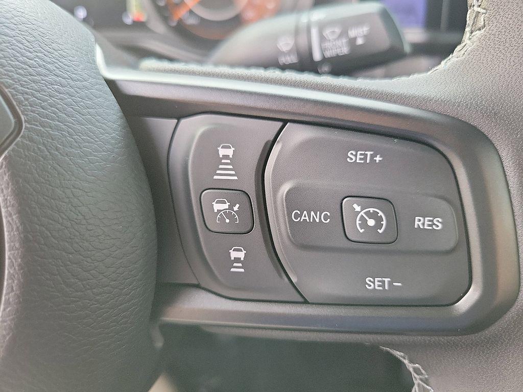 new 2025 Jeep Wrangler car, priced at $45,409