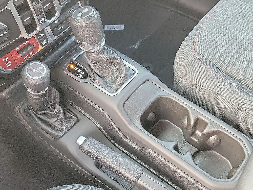 new 2025 Jeep Wrangler car, priced at $56,545