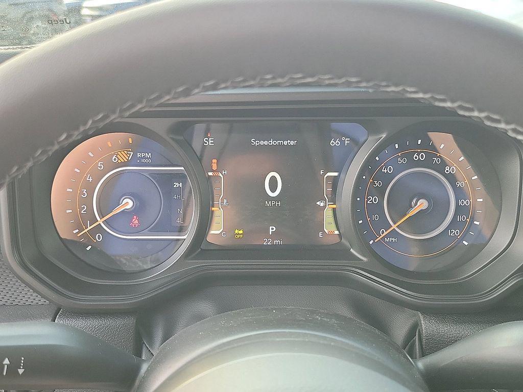 new 2025 Jeep Wrangler car, priced at $45,409