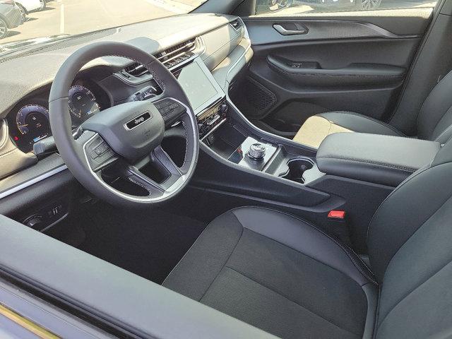 new 2025 Jeep Grand Cherokee L car, priced at $45,620