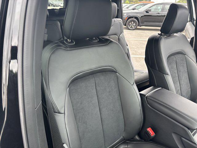 new 2025 Jeep Grand Cherokee L car, priced at $46,730