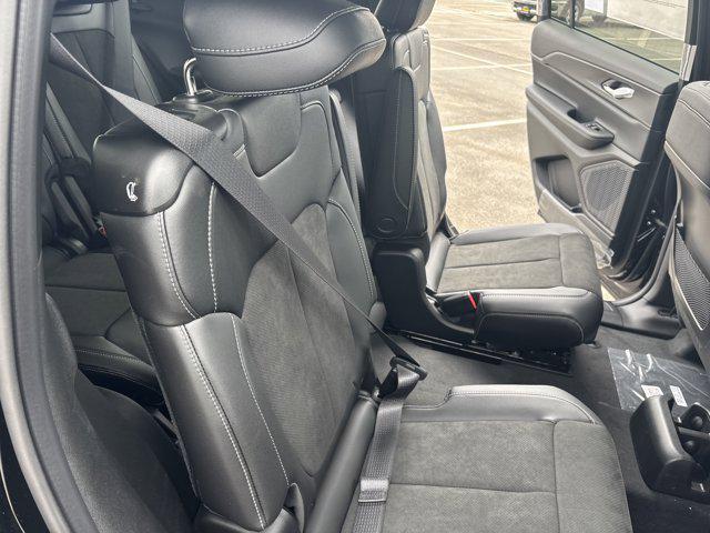 new 2025 Jeep Grand Cherokee L car, priced at $46,730