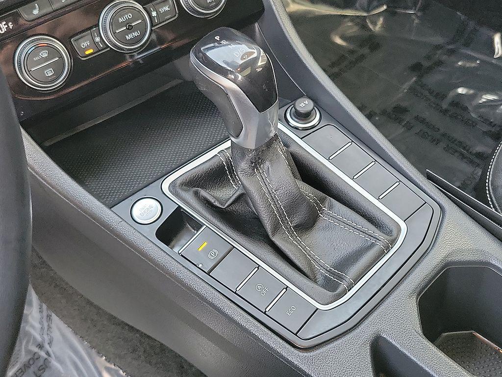 used 2024 Volkswagen Jetta car, priced at $21,893