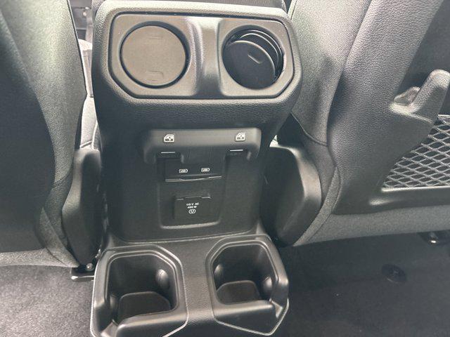 new 2025 Jeep Gladiator car, priced at $55,940
