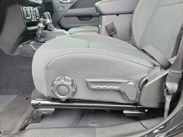 new 2025 Jeep Wrangler car, priced at $55,671