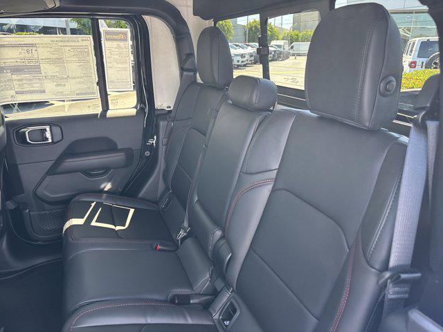 new 2025 Jeep Gladiator car, priced at $58,320