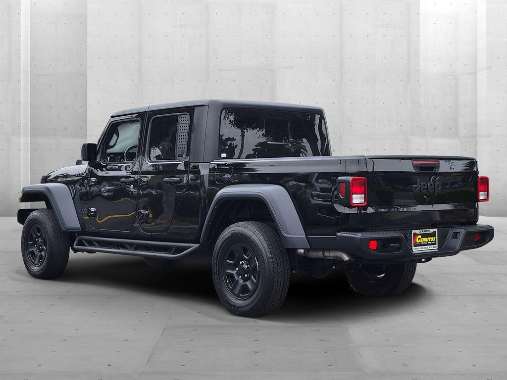 used 2023 Jeep Gladiator car, priced at $32,000
