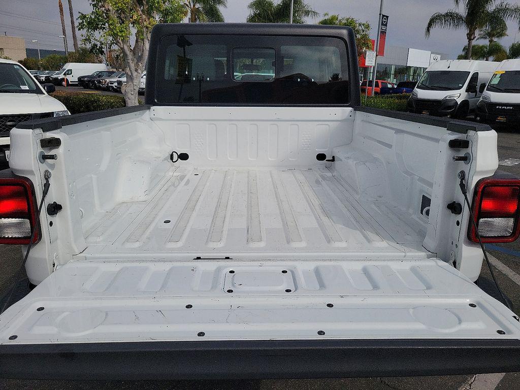 used 2023 Jeep Gladiator car, priced at $31,285
