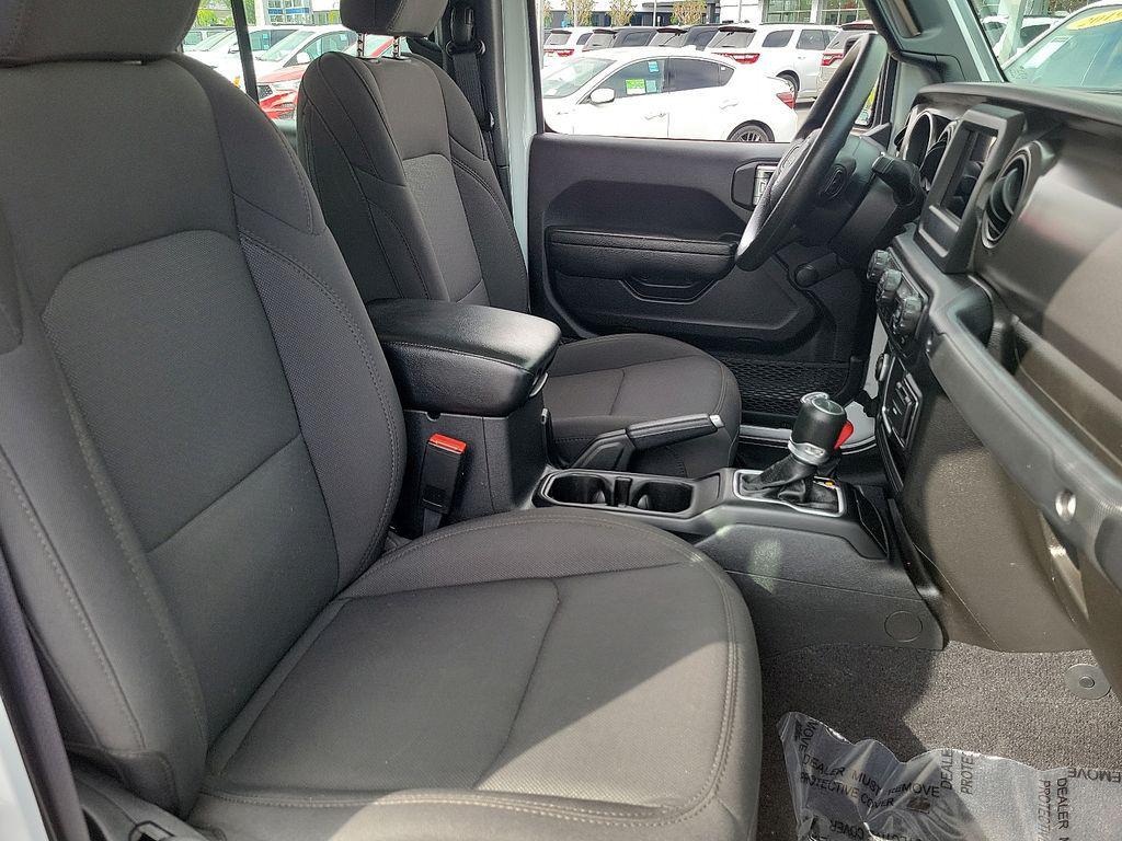 used 2023 Jeep Gladiator car, priced at $31,285