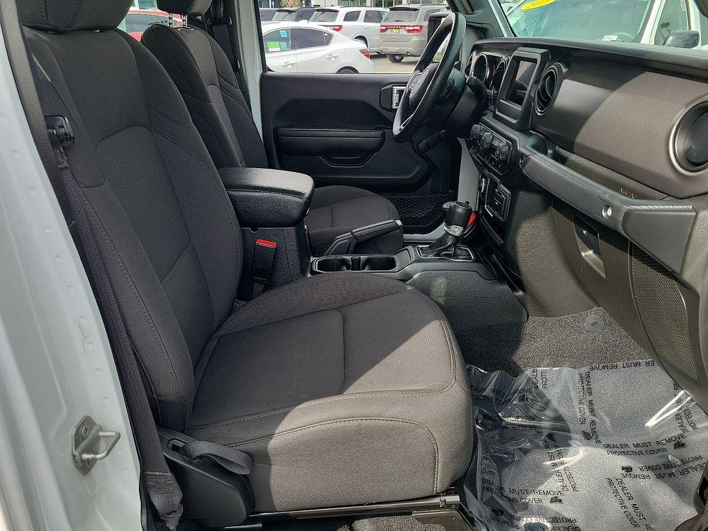 used 2023 Jeep Gladiator car, priced at $31,285