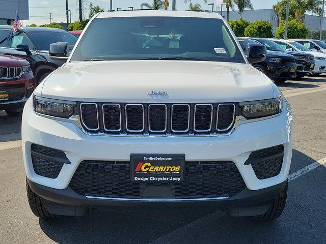 new 2025 Jeep Grand Cherokee car, priced at $38,490