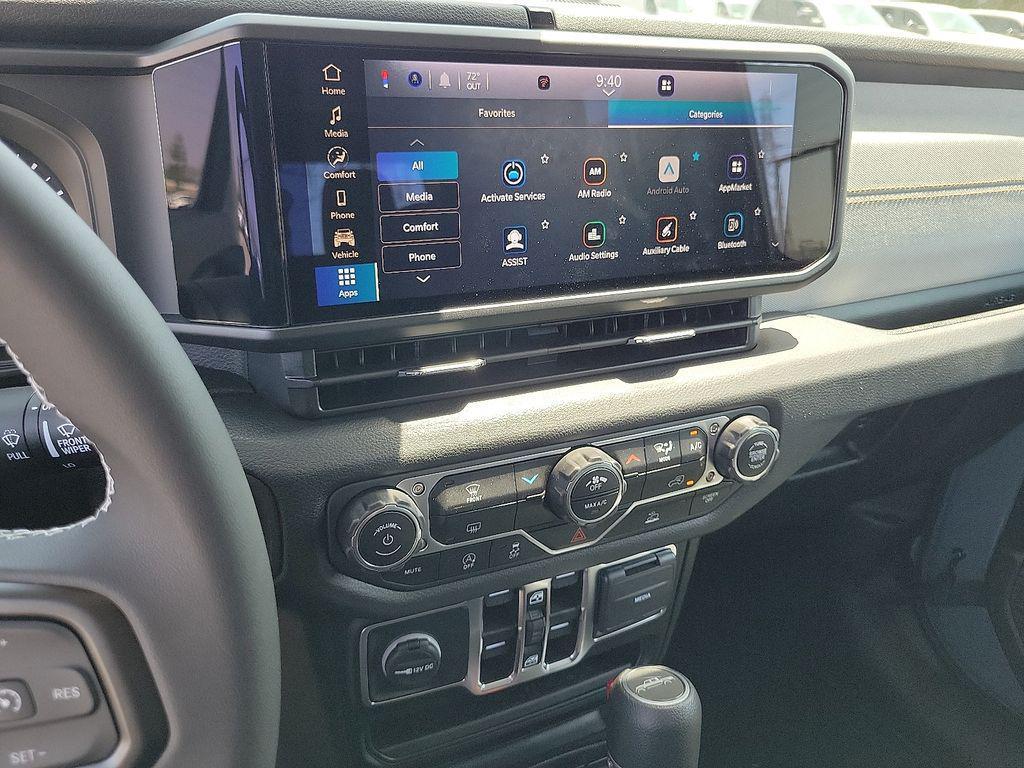 new 2025 Jeep Gladiator car, priced at $46,440