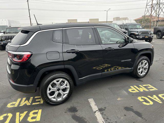 new 2025 Jeep Compass car, priced at $28,090