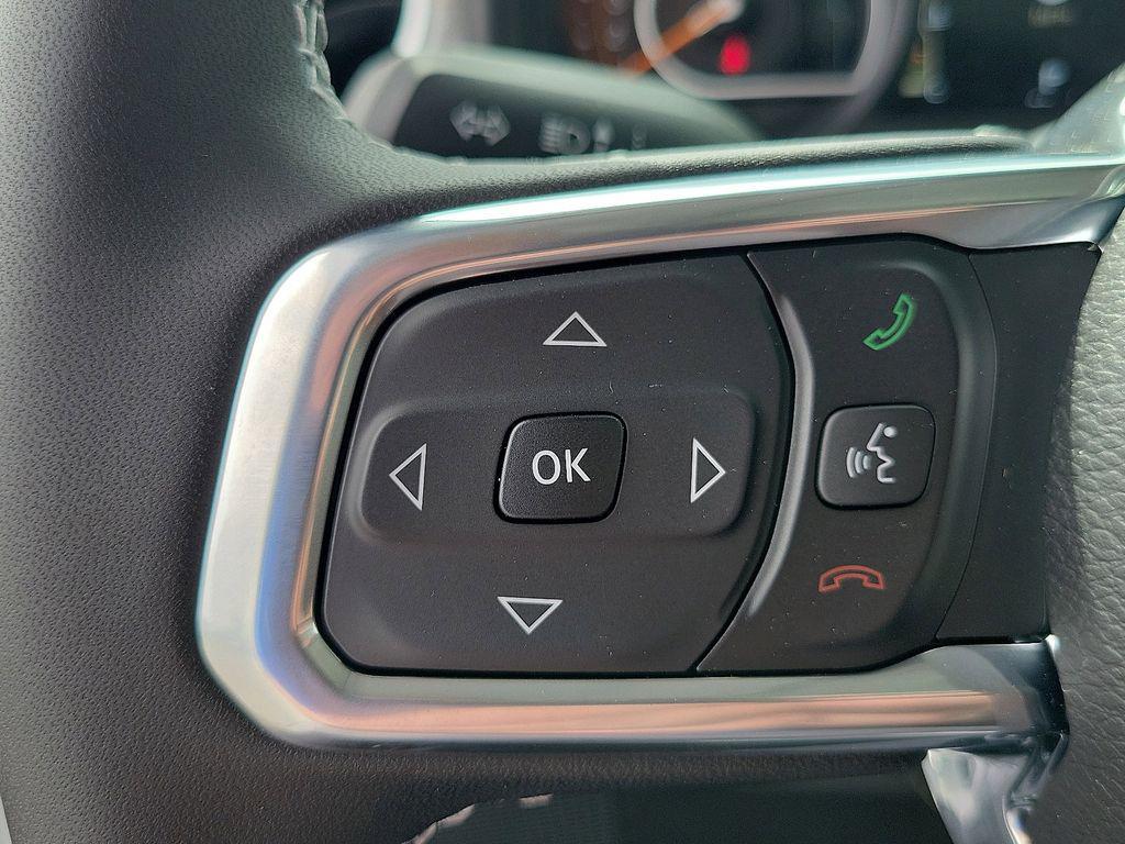 new 2025 Jeep Wrangler car, priced at $45,814