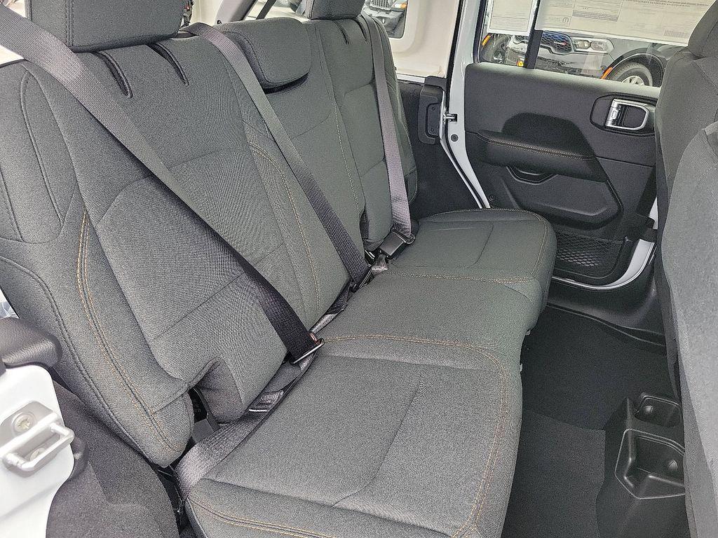 new 2025 Jeep Wrangler car, priced at $45,814