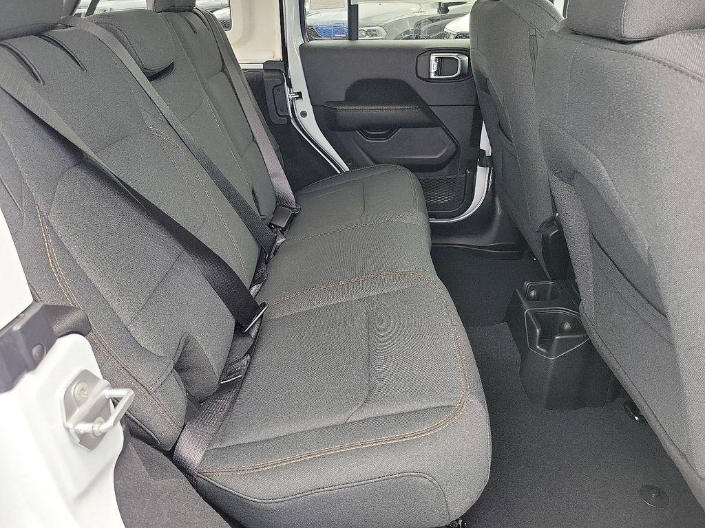 new 2025 Jeep Wrangler car, priced at $45,814