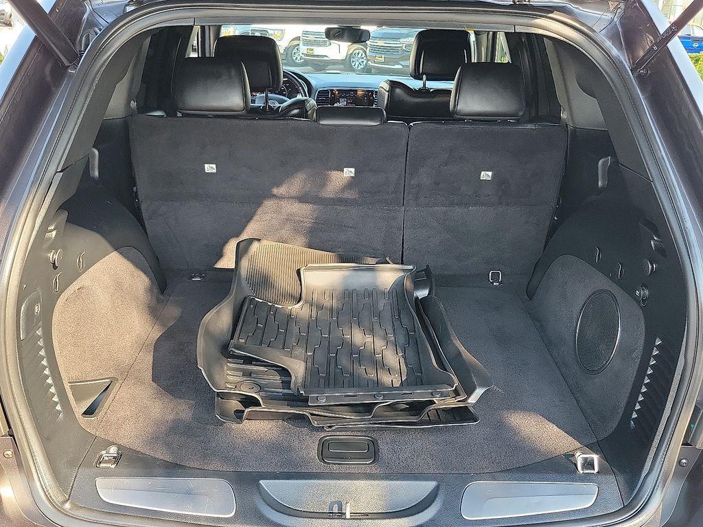 used 2020 Jeep Grand Cherokee car, priced at $25,500