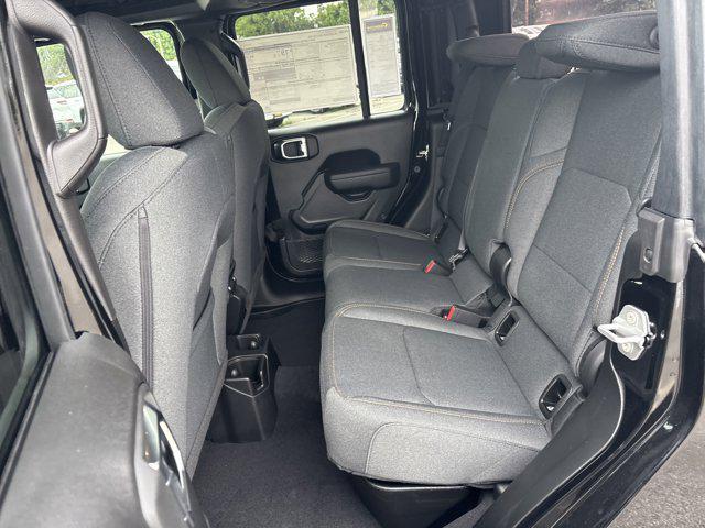 new 2025 Jeep Gladiator car, priced at $47,345