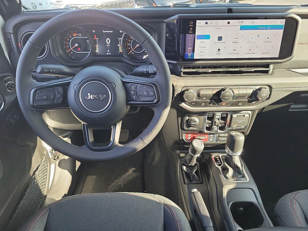 new 2025 Jeep Wrangler car, priced at $48,314
