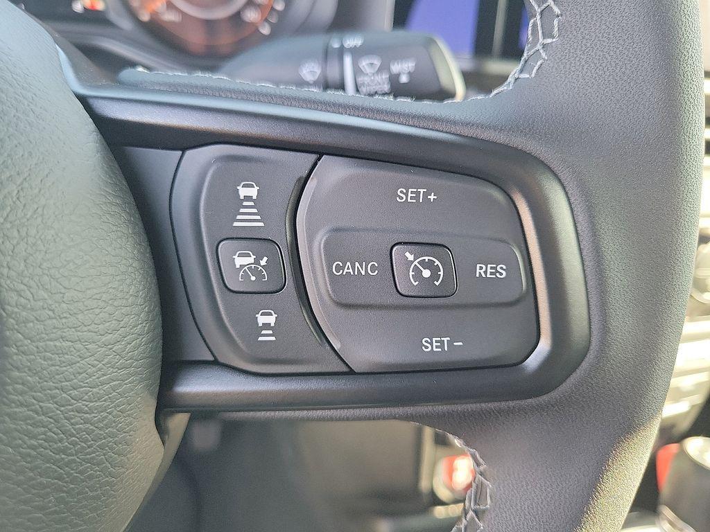 new 2025 Jeep Wrangler car, priced at $48,314