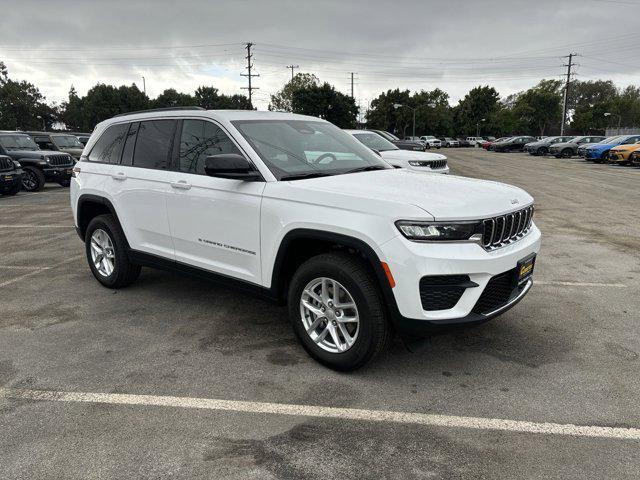 new 2025 Jeep Grand Cherokee car, priced at $39,580