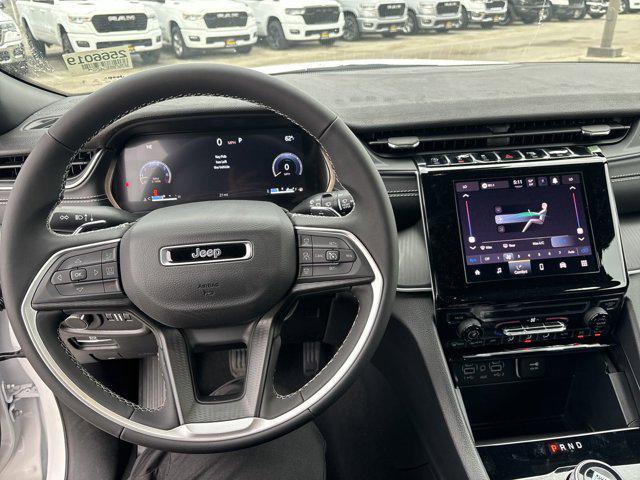 new 2025 Jeep Grand Cherokee car, priced at $39,580