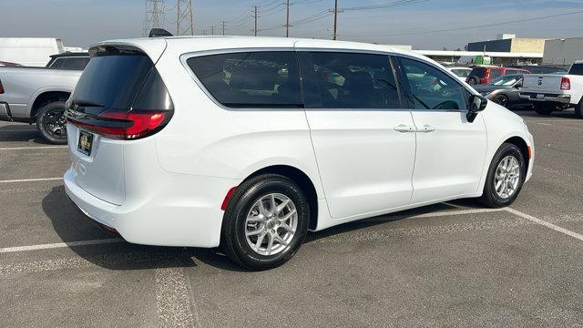 new 2025 Chrysler Pacifica car, priced at $44,145