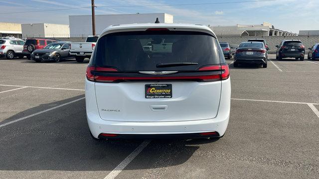 new 2025 Chrysler Pacifica car, priced at $44,145