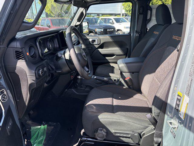 new 2025 Jeep Gladiator car, priced at $56,780