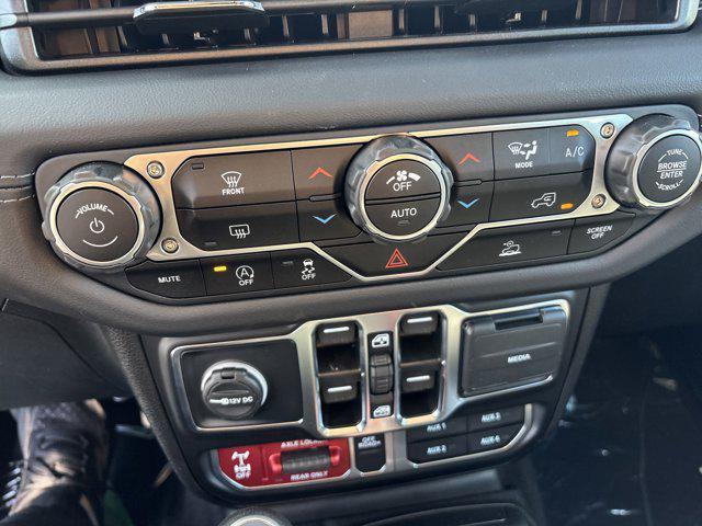 new 2025 Jeep Gladiator car, priced at $56,780