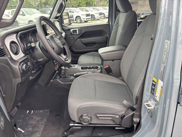 new 2025 Jeep Gladiator car, priced at $47,345