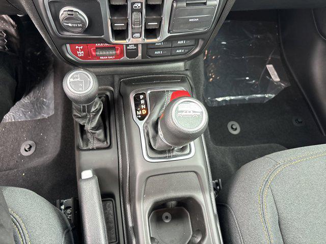 new 2025 Jeep Gladiator car, priced at $47,345