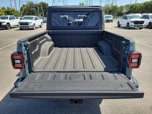 new 2025 Jeep Gladiator car, priced at $48,345