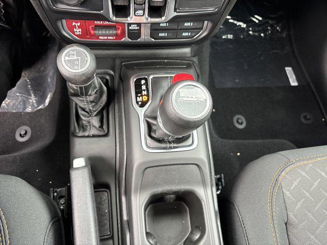 new 2025 Jeep Gladiator car, priced at $55,085